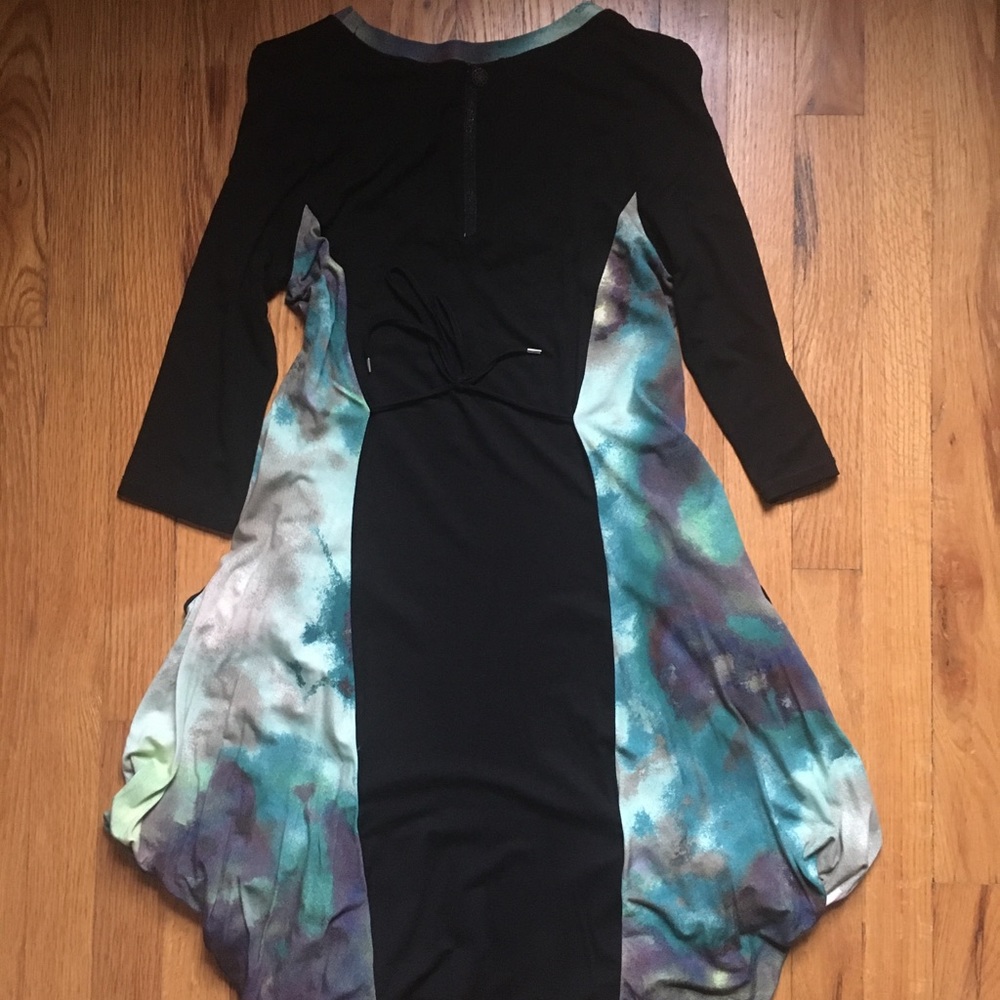 Dress - Picture 4 of 16
